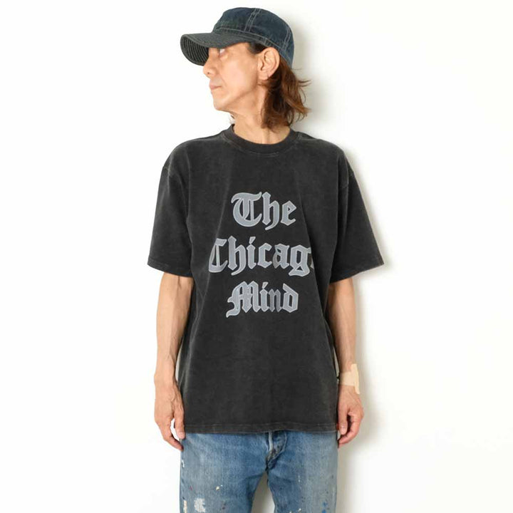 UNIVERSAL OVERALL - CHEMICAL WASH - PRINT TEE - OLD ENGLISH LOGO - U2523210