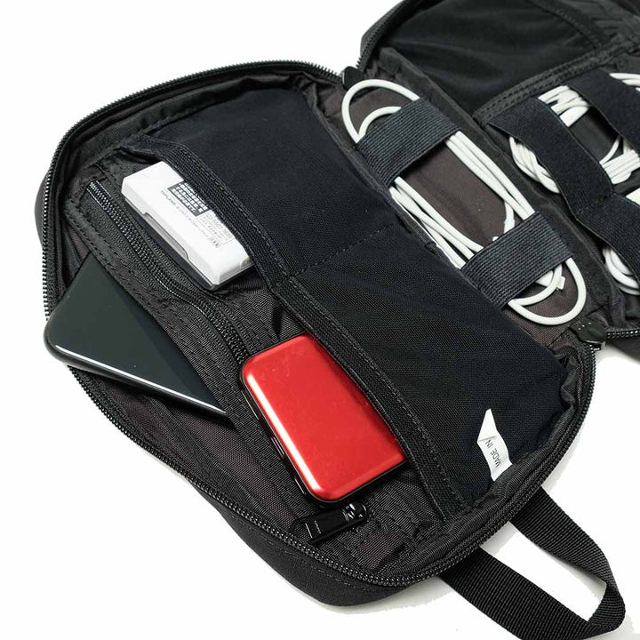 BRIEFING GADGET POUCH MW BRA221A18
